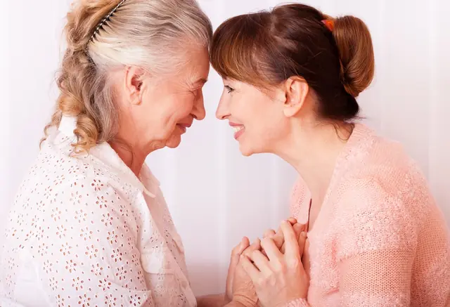 Home Senior Lady With Her Caregiver 640